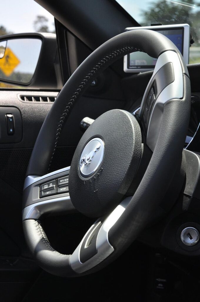 steering wheel, mustang, ford-382568.jpg